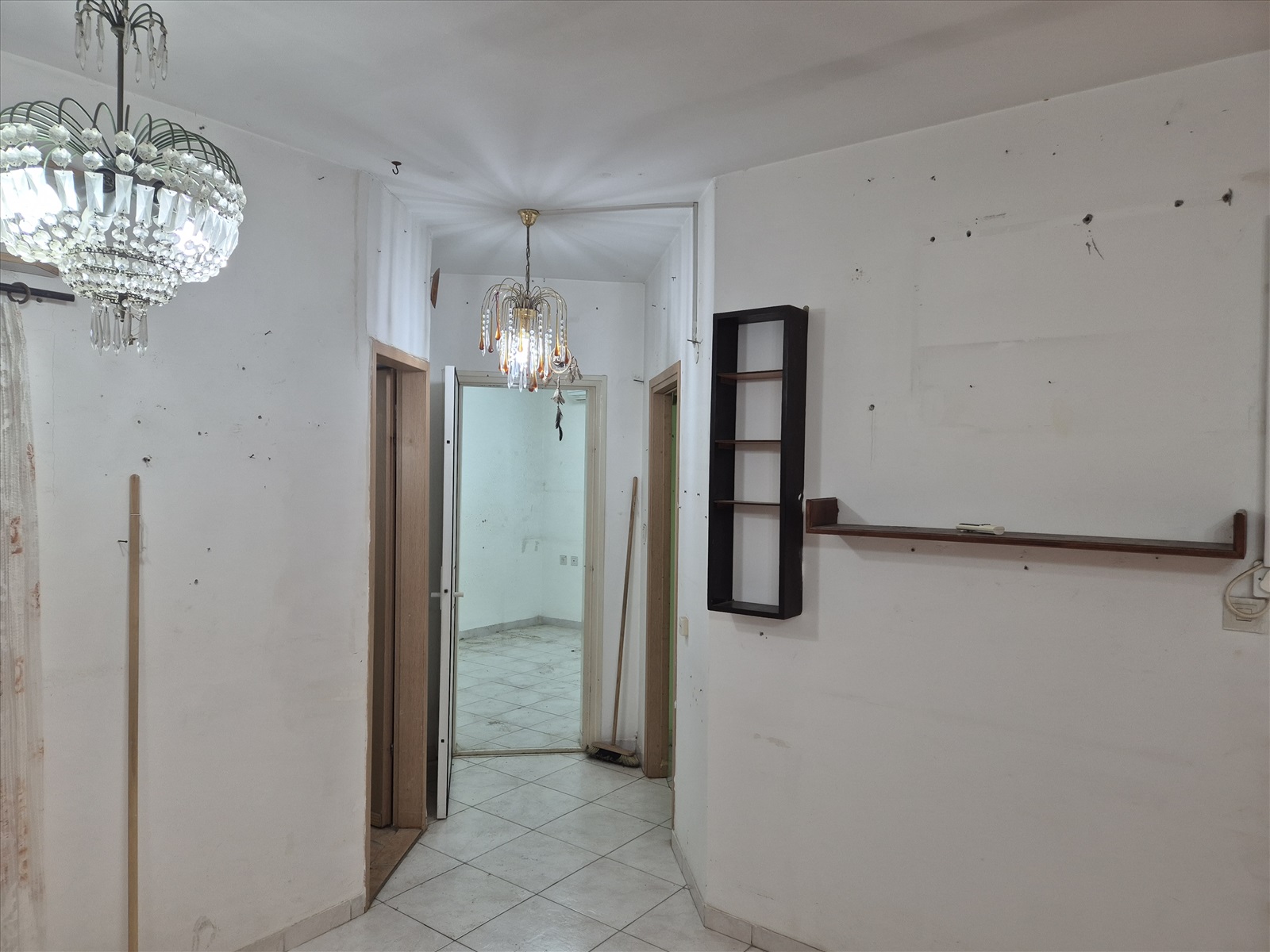 תמונה 2, דירה 3 חדרים למכירה באשדוד, ארלוזורוב, סיטי