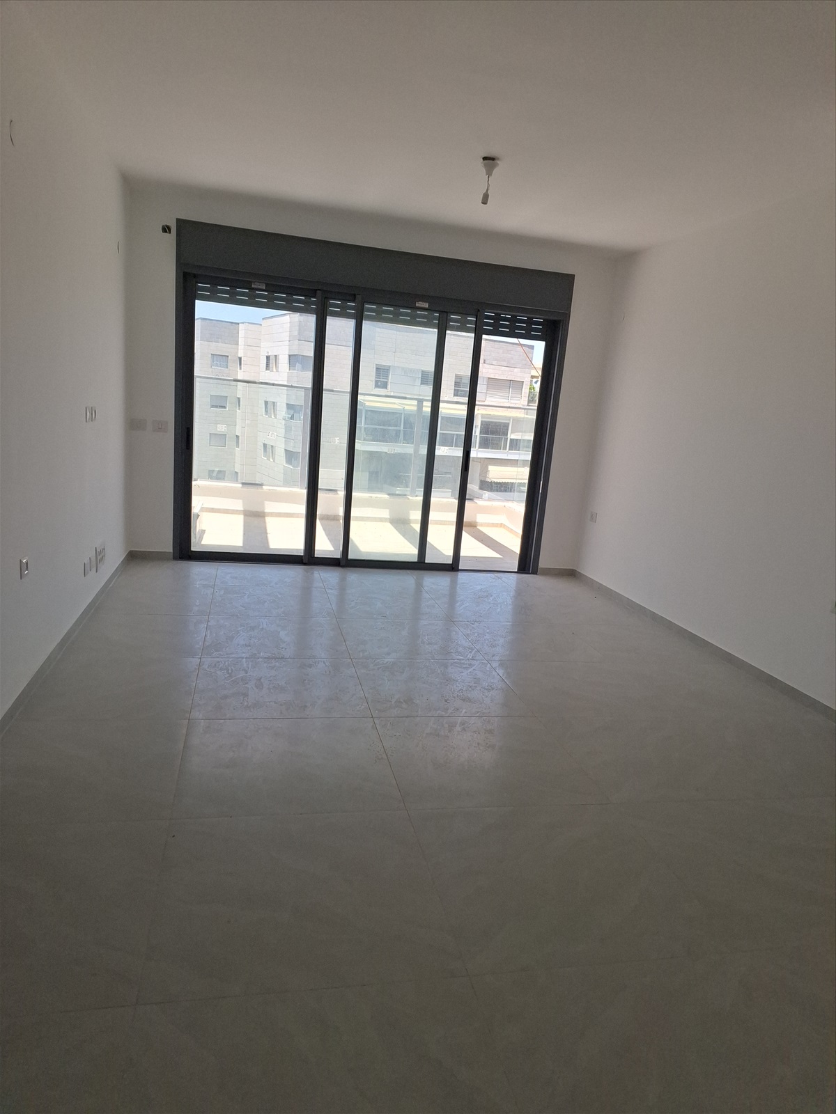 תמונה 2, מיני פנטהאוז 4 חדרים למכירה בנס ציונה , האמהות , סביוני נצר סירני