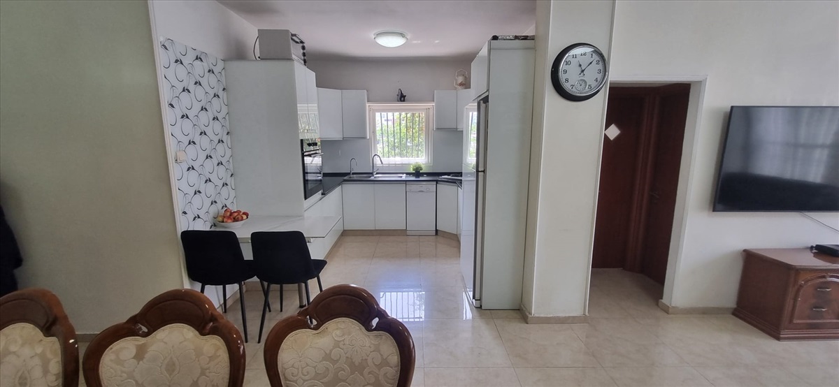 תמונה 1, דירה 4 חדרים למכירה בבת ים, התותחנים, מרכז