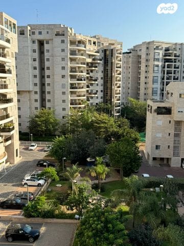 תמונה 1, דירה 4 חדרים למכירה בתל אביב, לוי אשכול, רמת אביב נחדשה