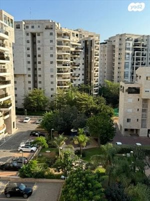 דירה למכירה 4 חדרים בתל אביב לוי אשכול 
