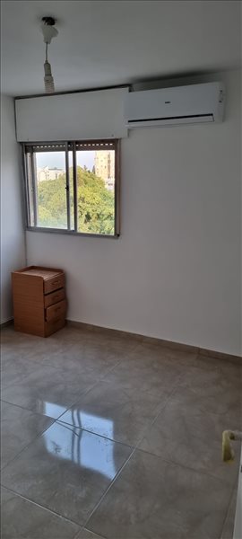 דירה למכירה 3 חדרים ברמת גן הירדן 