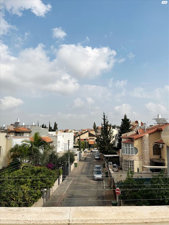 תמונה 1 ,דו משפחתי 6 חדרים למכירה בחולון, בני משה, רסקו