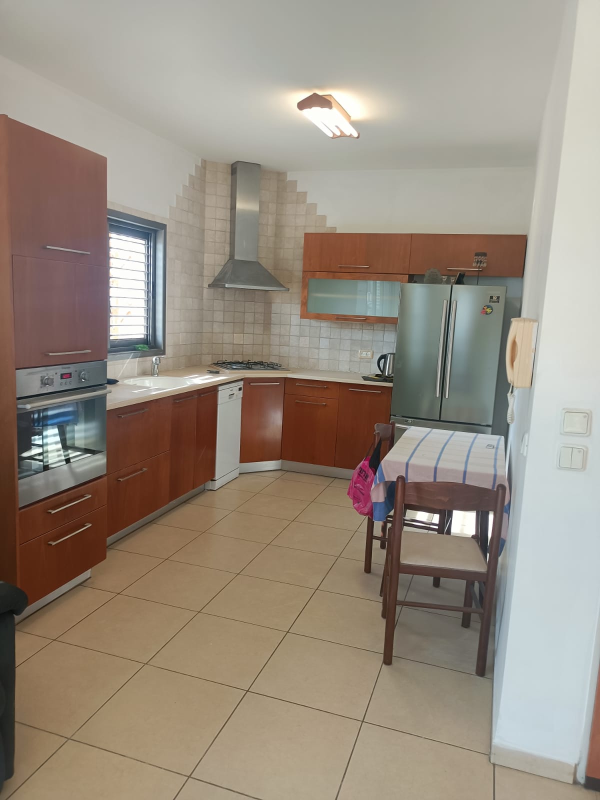 תמונה 3, דירה 4 חדרים למכירה בהרצליה, אריאל, מרכז העיר