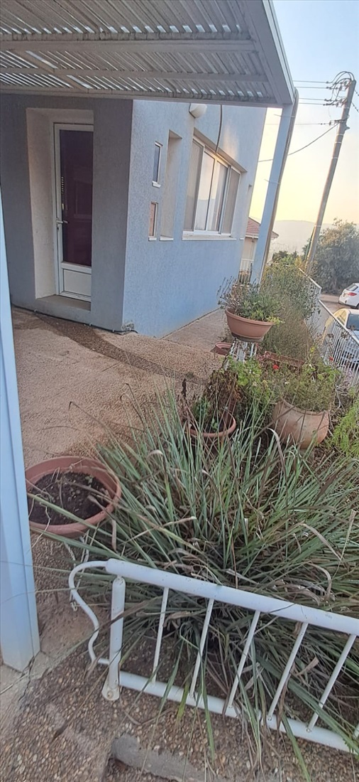 תמונה 8 ,בית פרטי 10 חדרים למכירה בישוב אשחר, חרמון, שלב ב