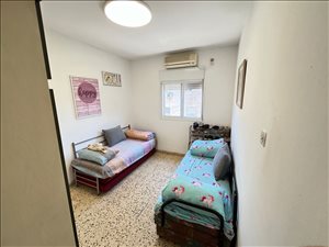 דירה למכירה 4.5 חדרים בקרית אתא סוקולוב 
