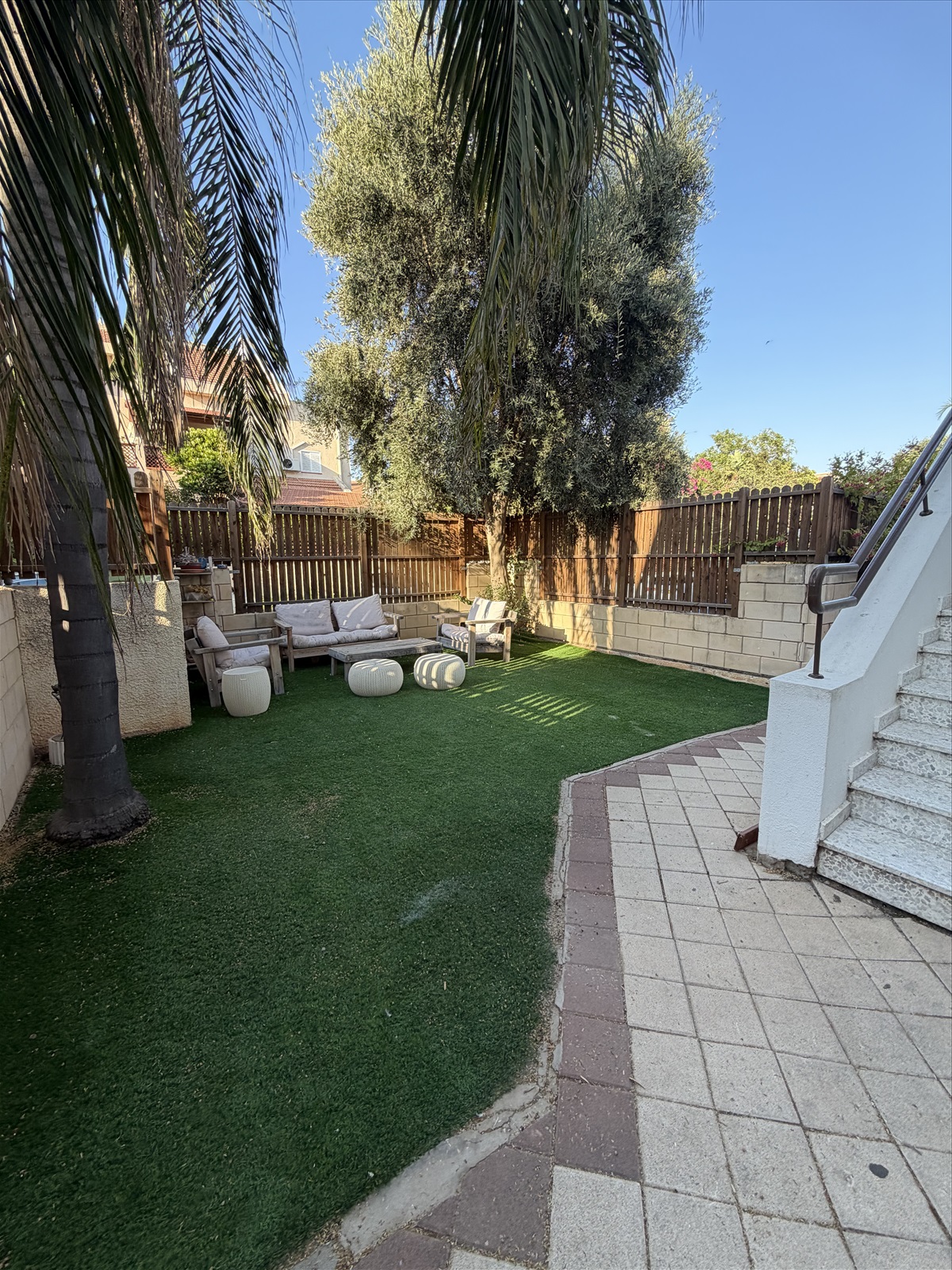תמונה 2, דירת גן 4.5 חדרים למכירה במזכרת בתיה, חרוב , נאות יצחק רבין 