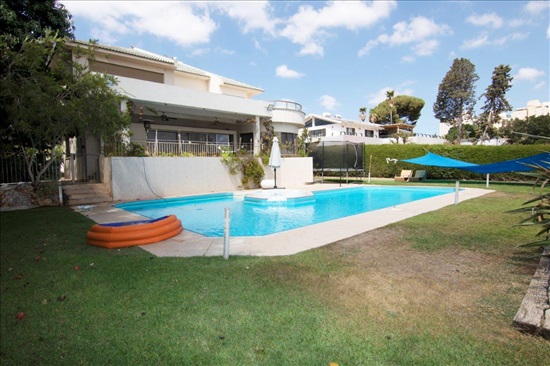 תמונה 1 ,בית פרטי 10 חדרים, www.yokra-estate.co.il     סביון סביון