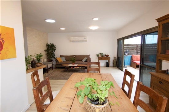 תמונה 3 ,בית פרטי 9 חדרים, www.yokra-estate.co.il עין הים חדרה