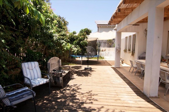 תמונה 2, וילה 8 חדרים, https://www.yokra-estate.co.il/ וילה עם יחידת דיור הדר עם