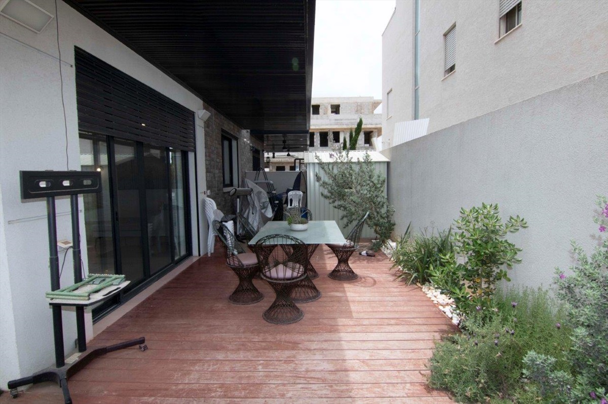 תמונה 1, בית פרטי 6 חדרים, www.yokra-estate.co.il אור ים אור עקיבא