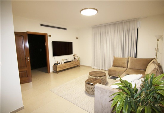 תמונה 10 ,בית פרטי 9 חדרים, https://www.yokra-estate.co.il/ ראש העין הוותיקה ראש העין