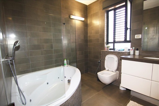 תמונה 11 ,בית פרטי 9 חדרים, https://www.yokra-estate.co.il/ ראש העין הוותיקה ראש העין