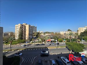 דירה, 3 חדרים, כ''ט בנובמבר 10, בת ים  