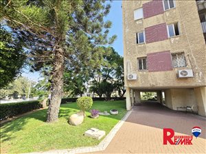 דירה, 3 חדרים, כ''ט בנובמבר 13, בת ים  
