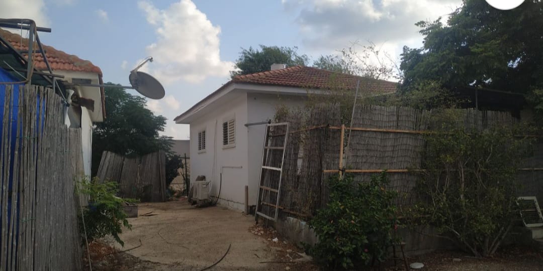 תמונה 2, נחלה 10 חדרים, צרופה רימון צרופה