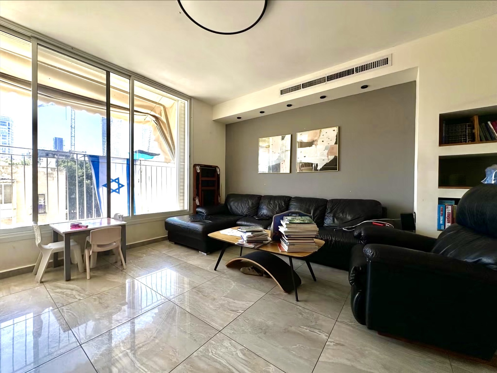 תמונה 3, דירה 4 חדרים, קליי אזור ככר המדינה תל אביב יפו