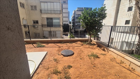 תמונה 1 ,דירת גן 3 חדרים, האשל יהלום  סימטה מקרניצי והרואה מיקום מושלם רמת גן שכונת יהלום 