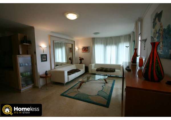 תמונה 2 ,דירה 2 חדרים להשכרה בהרצליה פיתוח מדינת היהודים 2 מול מלון דן עקדיה