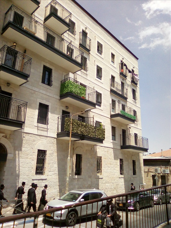 תמונה 1 ,דירה 3 חדרים להשכרה בירושלים עזרא גאולה
