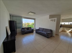 דירה להשכרה לנופש ותקופות קצרות 4.5 חדרים ברעננה קרן היסוד 