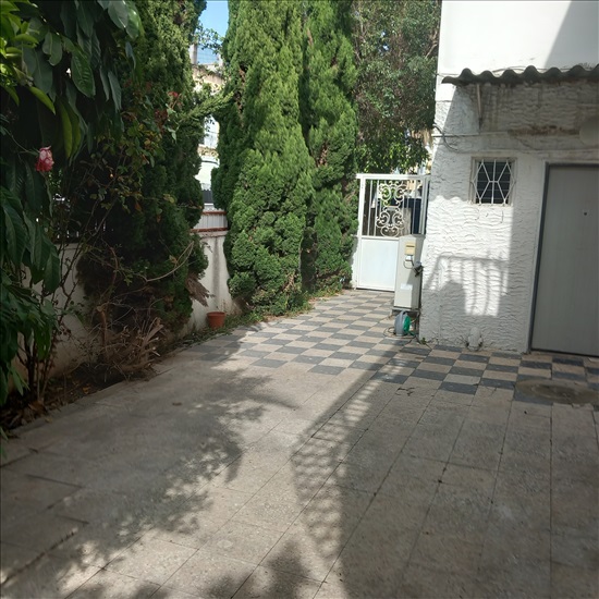 תמונה 2 ,דירת גן 4 חדרים להשכרה בתל אביב - יפו, שד׳ ישראל גורי, קריית שלום