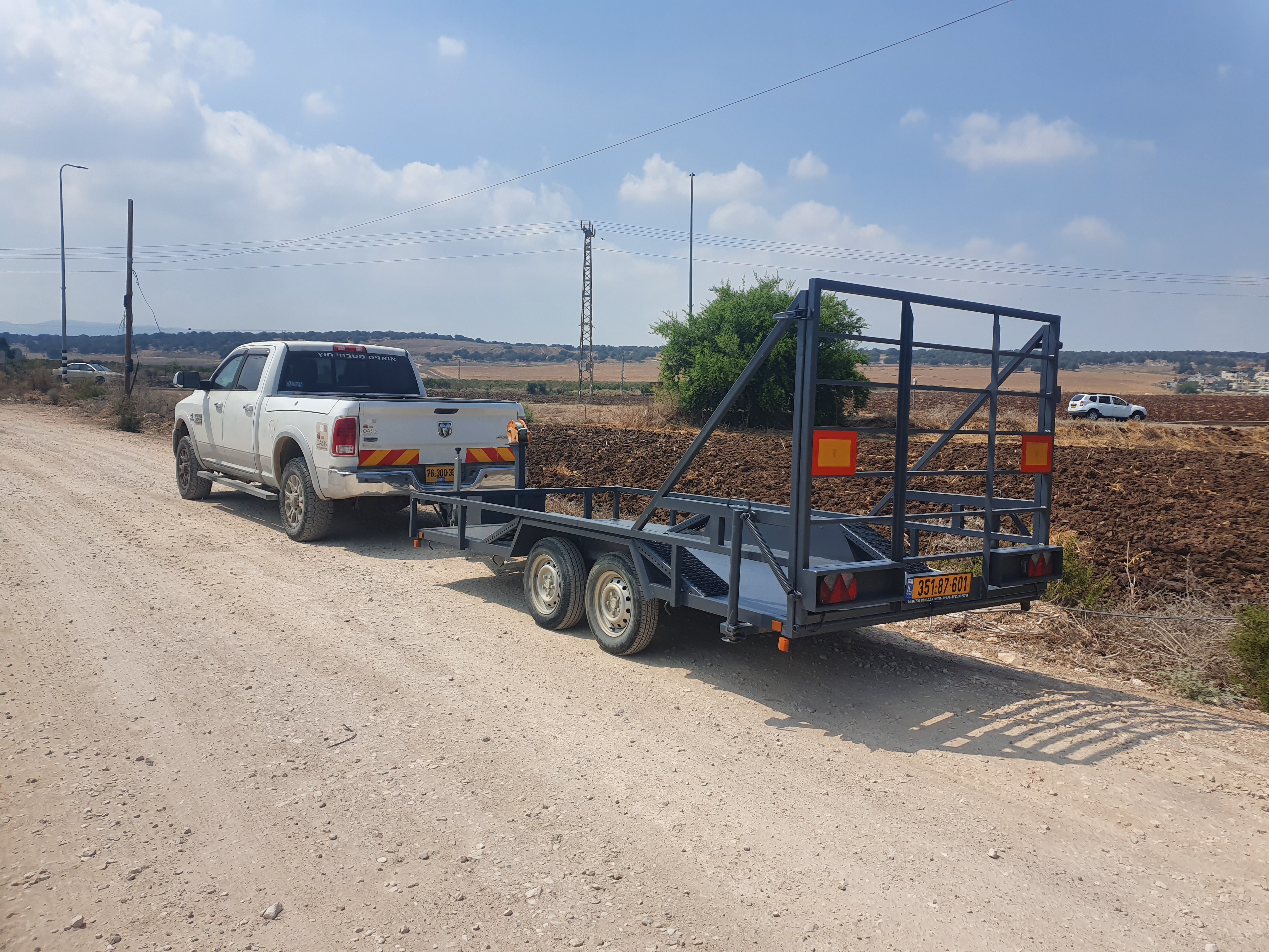 תמונה 3, נגרר טרקטורונים RZR | גרורים ונתמכים | כללי