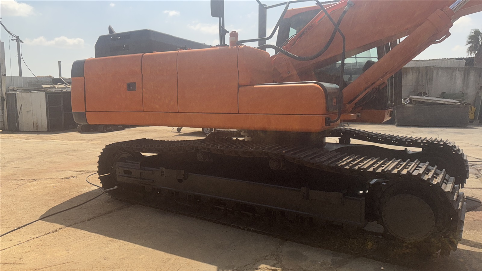 תמונה 8 ,Doosan 340 מחפר זחלי מודל 2014 רכב צמ"ה מחפר