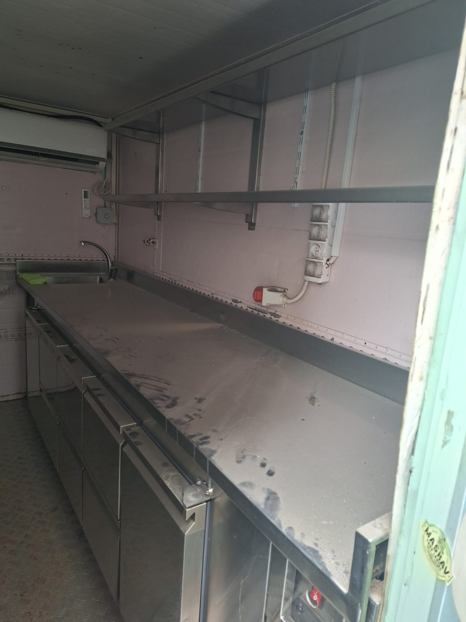 תמונה 3 ,פודטראק קראוון נגרר אחר