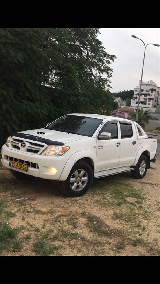 טויוטה היילקס ויגו 4X4
2007 יד 2