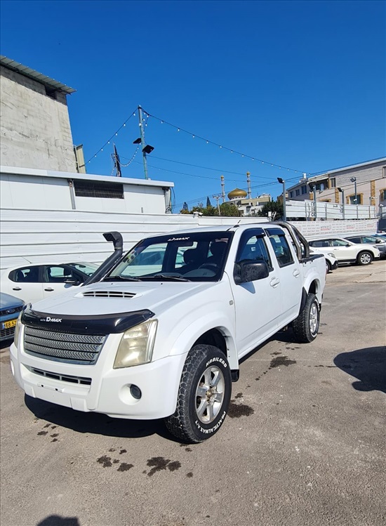 תמונה 2 ,איסוזו 4X4 DMAX יד 5 2009 447560 ק"מ