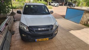 איסוזו 2X4 DMAX
 2015 יד  4 