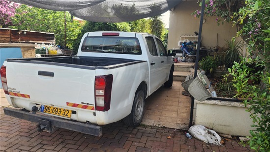 תמונה 5 ,איסוזו 2X4 DMAX
 יד 4 2015 315000 ק"מ