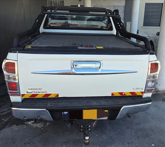 תמונה 1 ,איסוזו 4X4 DMAX יד 1 2018 260700 ק"מ