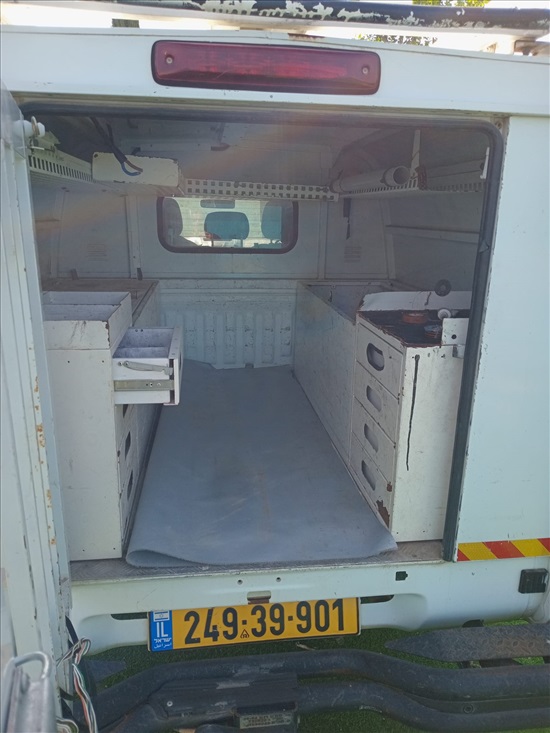 תמונה 2 ,איסוזו 2X4 DMAX
 יד 2 2017 228000 ק"מ