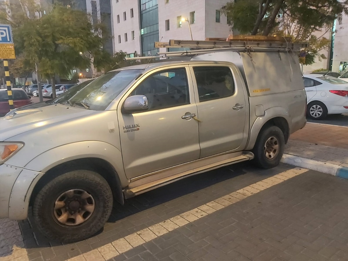 תמונה 1, טויוטה היילקס ויגו 4X4
 יד 1 2008 | 417000 קמ