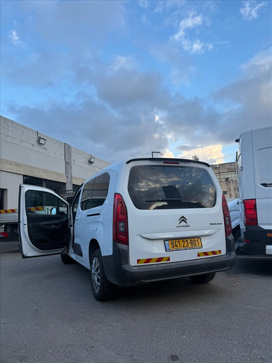 תמונה 5 ,סיטרואן ברלינגו דור 3 (מ-2018) יד 2 2023 220000 ק"מ