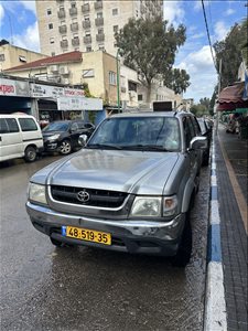 טויוטה היילקס 2X4
 2002 יד 2 <br>      