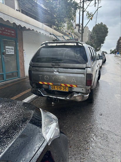 תמונה 2 ,טויוטה היילקס 2X4
 יד 2 2002 280000 ק"מ