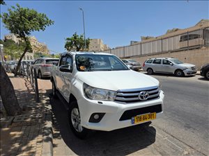 טויוטה היילקס 4X4
 2018 יד  2 