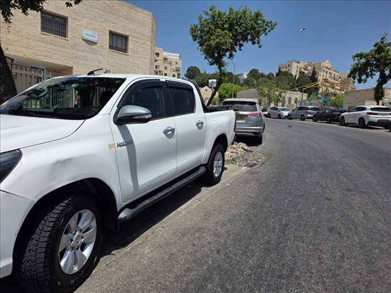 תמונה 3 ,טויוטה היילקס 4X4
 יד 2 2018 190000 ק"מ