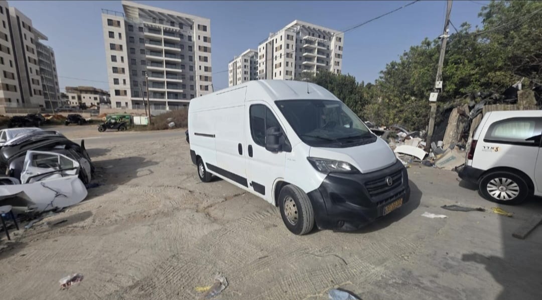 תמונה 2, פיאט דוקאטו ארוך
 יד 1 2020 | 210000 קמ