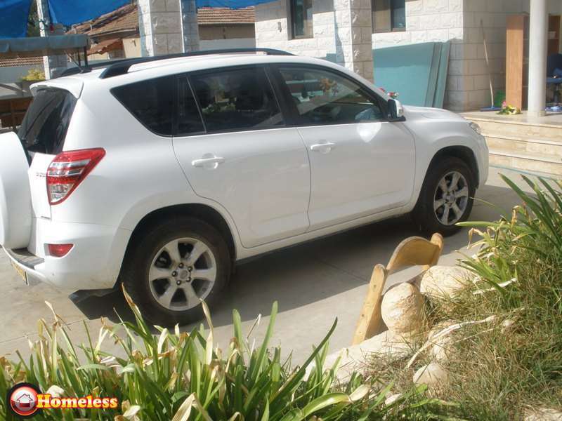 טויוטה RAV 4 החדשה 2011 יד 1