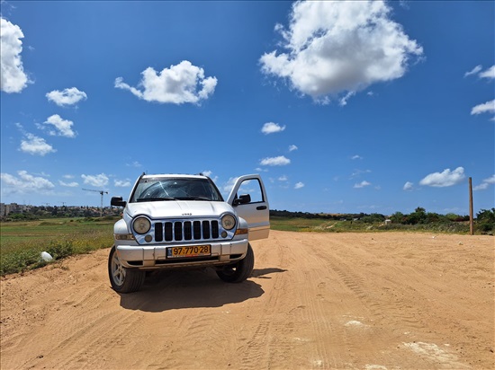 תמונה 2, גיפ / Jeep
 ליברטי יד 3 2005 | 280000 קמ