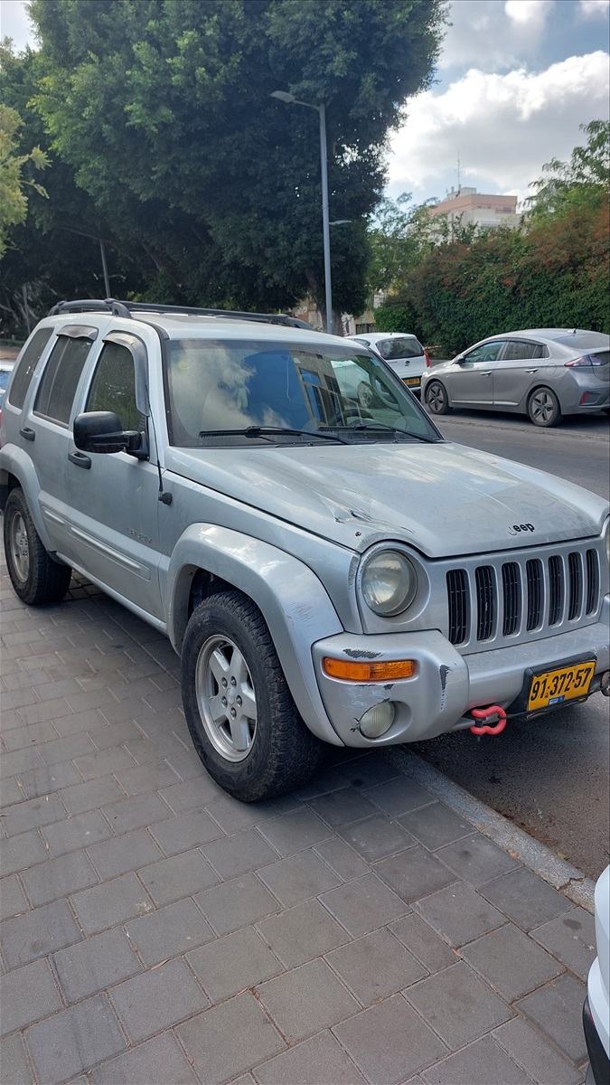 תמונה 1, גיפ / Jeep
 ליברטי יד 8 2004 | 247000 קמ