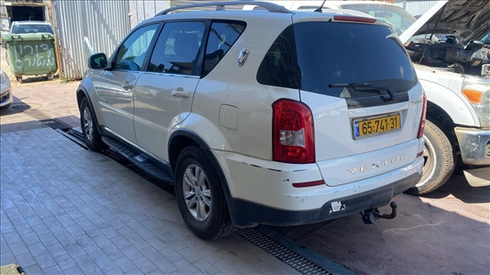 תמונה 3 ,סאנגיונג רקסטון יד 1 2014 294000 ק"מ