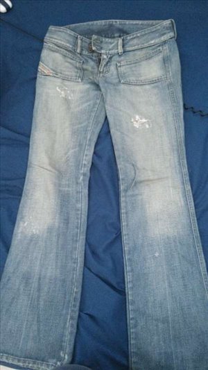 ביגוד ואביזרים ג'ינסים ומכנסיים 24 
