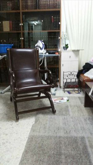 ריהוט כיסא נדנדה 3 