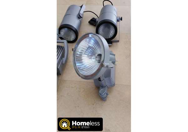 תמונה 1 ,מנורות לפס צבירה למכירה ברעננה מוצרי חשמל  תאורה ונברשות