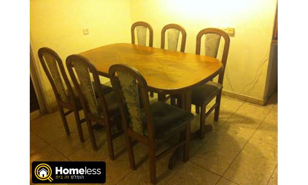 תמונה 1 ,שולחן ושש כסאות איכותיים למכירה בפתח תקווה ריהוט  פינת אוכל